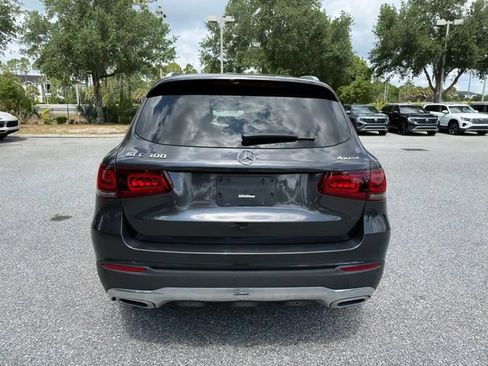 Used 2022 Mercedes-Benz GLC 300 4MATIC w/ Multimedia Package Lite image 16