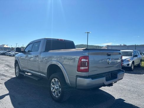Used 2022 RAM 2500 Laramie AWD/4WD image 5