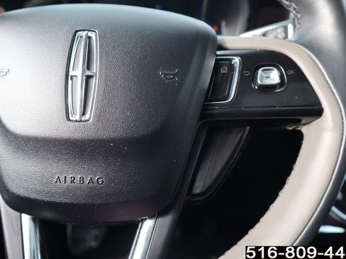 Used 2023 Lincoln Corsair Reserve w/ Equipment Group 201A image 28