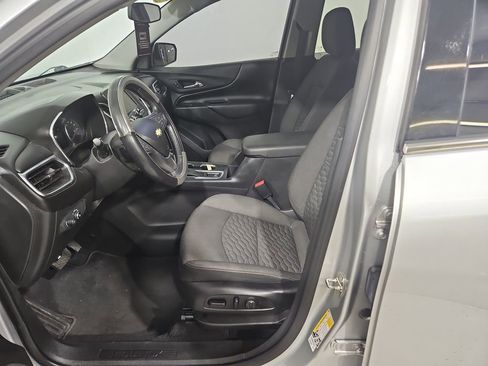 Used 2019 Chevrolet Equinox LT FWD image 10