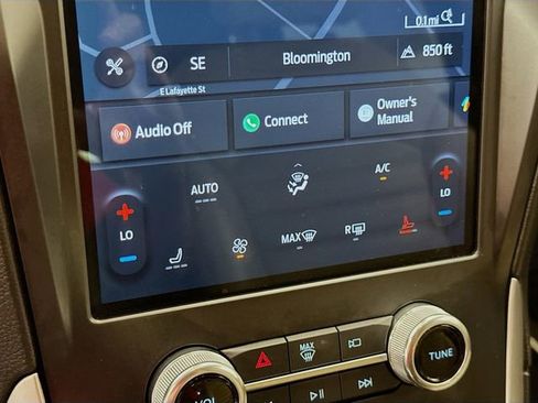 Used 2022 Ford Edge SEL w/ Convenience Package image 16