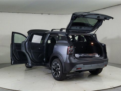 New 2026 Nissan Kicks SV w/ Charging Package image 11