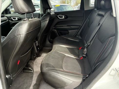 Used 2022 Jeep Compass Trailhawk w/ Trailhawk Convenience Group image 21