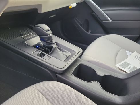 New 2026 Toyota Corolla Cross L image 12