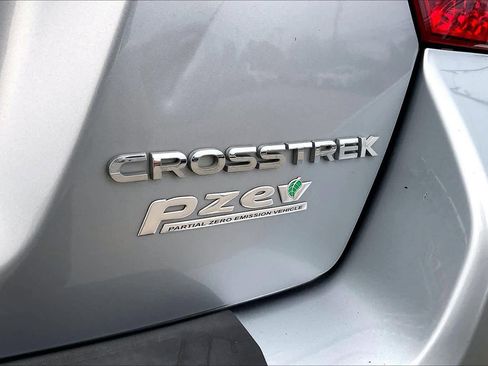 Used 2016 Subaru Crosstrek 2.0i Premium w/ Moonroof Package image 9