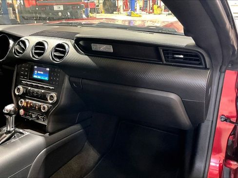 Used 2016 Ford Mustang V6 w/ Equipment Group 051A image 12