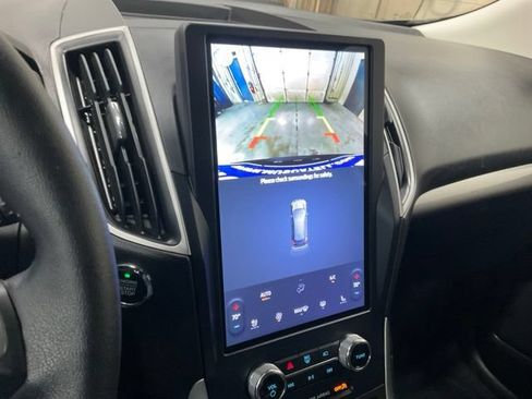 Used 2023 Ford Edge SEL w/ Convenience Package AWD/4WD image 11