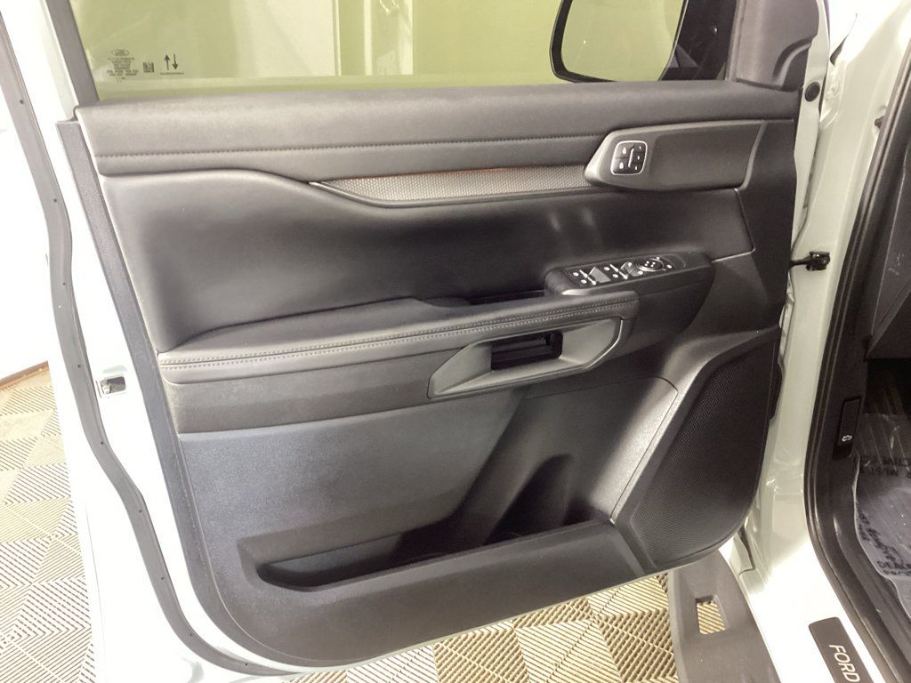 Used 2024 Ford Ranger Raptor AWD/4WD image 17