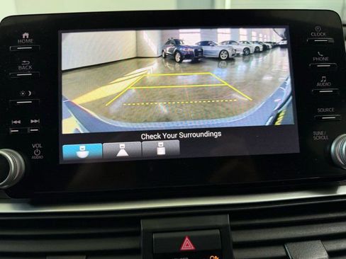 Used 2022 Honda Accord Sport image 25