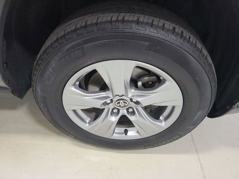 Certified 2024 Toyota RAV4 XLE AWD/4WD image 36
