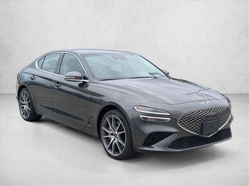 Used 2025 Genesis G70 2.5T AWD/4WD image 3