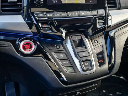 Used 2023 Honda Odyssey Touring image 25