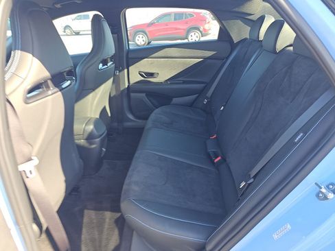 Used 2024 Hyundai Elantra N FWD image 8