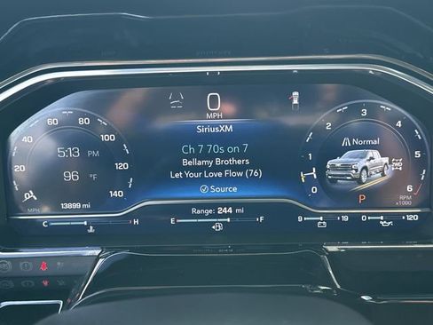 Certified 2025 Chevrolet Silverado 1500 High Country w/ Technology Package image 28