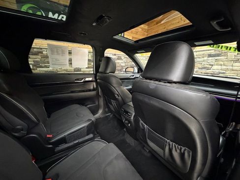 Used 2024 Hyundai Palisade Calligraphy image 30