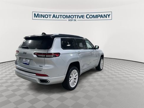 Certified 2021 Jeep Grand Cherokee L Summit w/ Luxury Tech Group V image 8