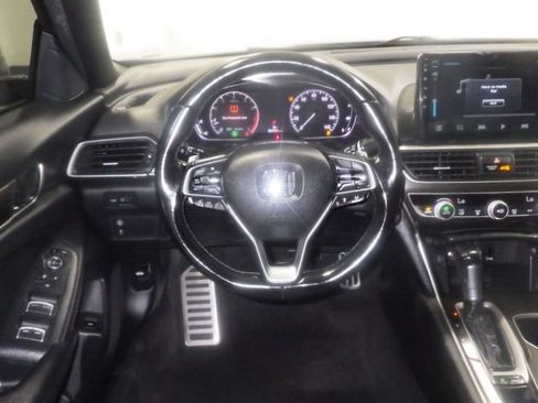 Used 2020 Honda Accord Sport image 9