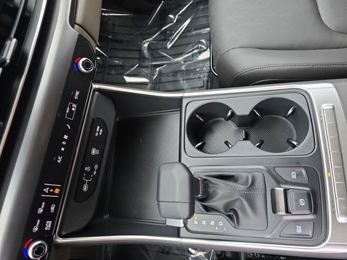 New 2026 Kia Carnival image 26