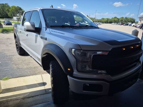 Used 2019 Ford F150 Lariat w/ Equipment Group 502A Luxury AWD/4WD image 8