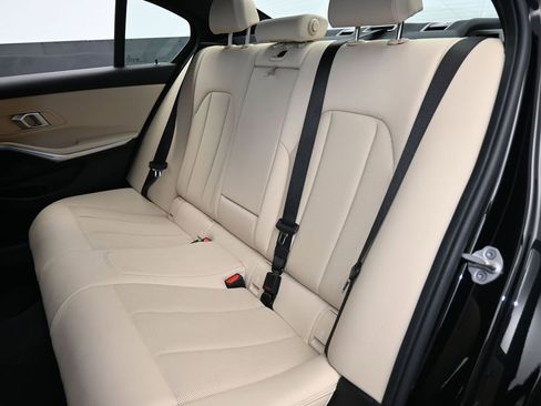 Used 2025 BMW 330i Sedan image 34