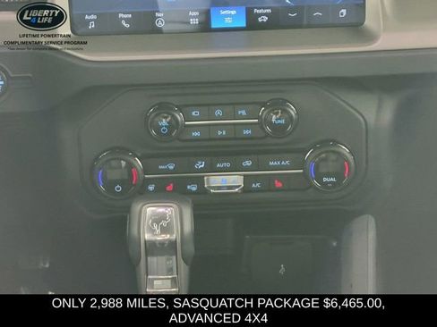 Used 2025 Ford Bronco Outer Banks w/ Sasquatch Package image 24