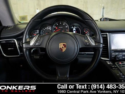 Used 2016 Porsche Panamera 4 Edition image 42