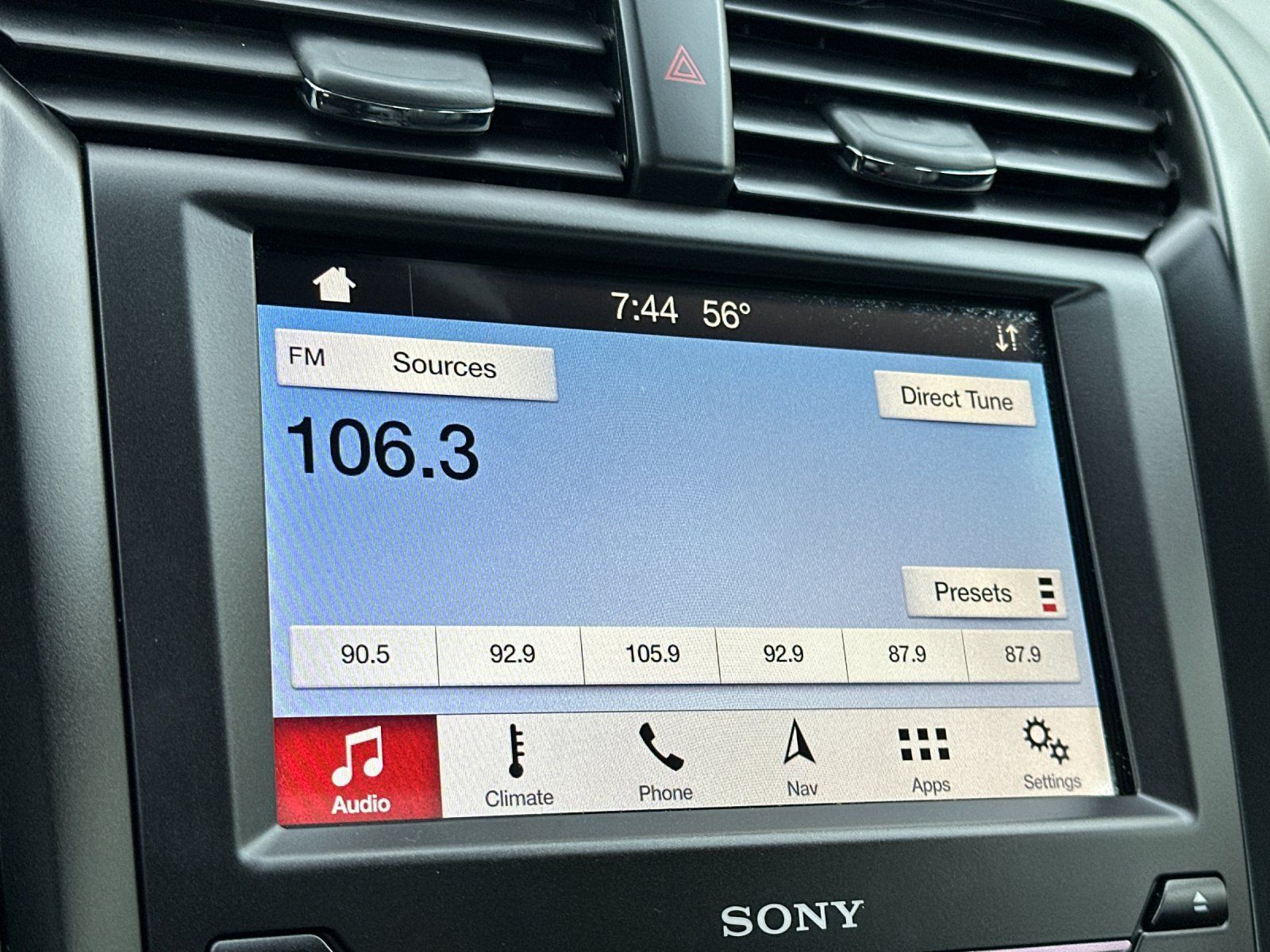 Used 2019 Ford Fusion Titanium FWD image 17