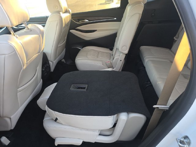 Used 2023 Buick Enclave Avenir w/ Avenir Technology Package AWD/4WD image 15