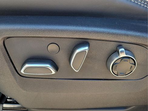 New 2026 GMC Sierra 2500 Denali Ultimate image 15