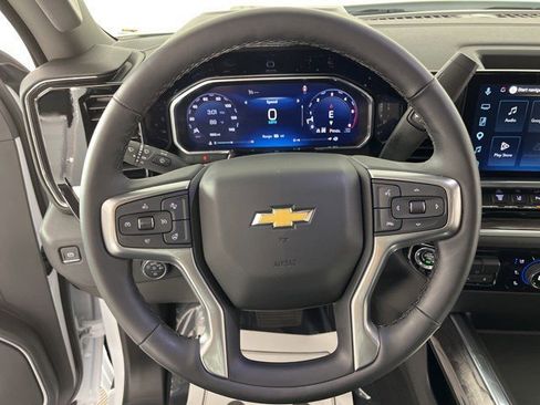 Used 2026 Chevrolet Silverado 2500 LTZ w/ LTZ Premium Package image 16