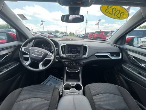Used 2023 GMC Terrain SLE w/ Driver Convenience Package AWD/4WD image 18