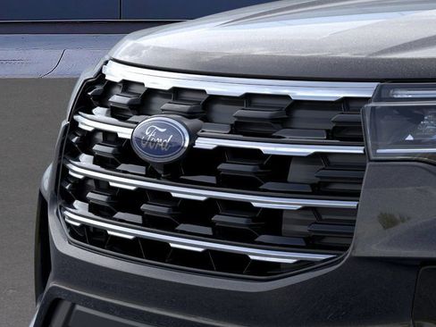 New 2026 Ford Explorer Active image 17