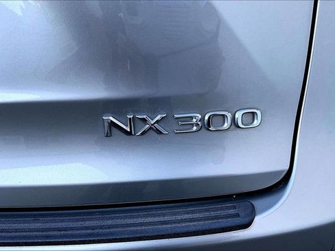 Used 2018 Lexus NX 300 AWD image 23