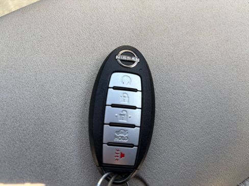 Used 2025 Nissan Altima 2.5 SV FWD image 22