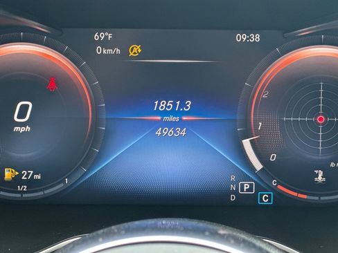 Used 2021 Mercedes-Benz C 300 Sedan image 22