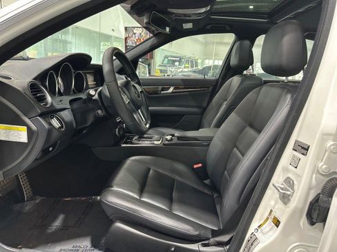 Used 2014 Mercedes-Benz C 250 Sedan image 39