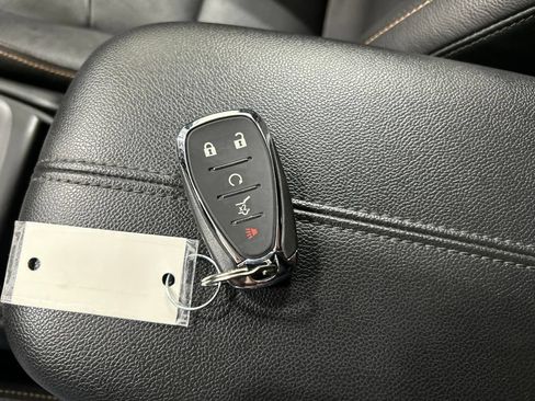 Used 2019 Chevrolet Equinox Premier FWD image 27