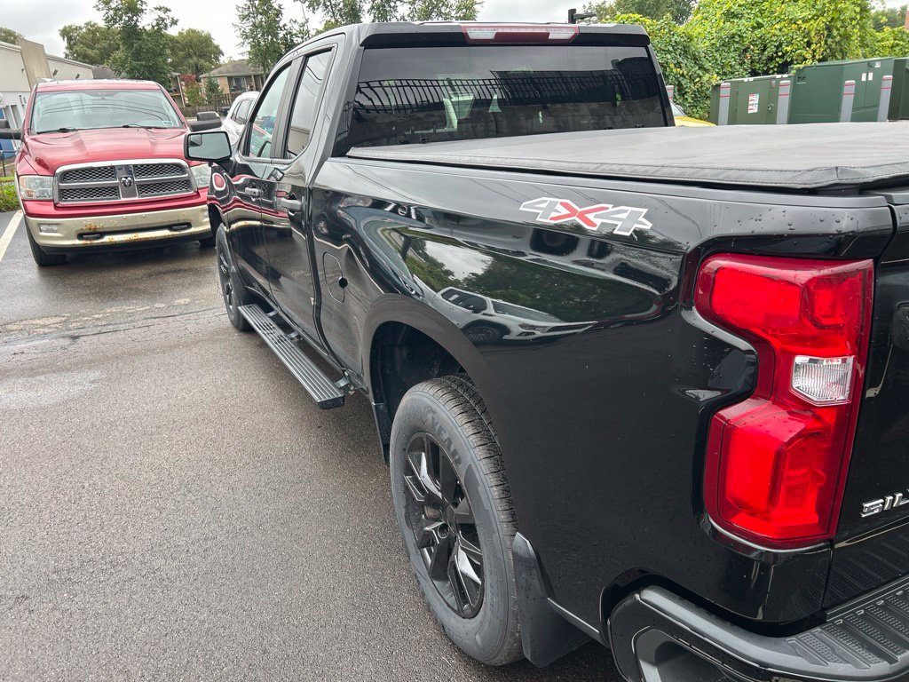 Used 2021 Chevrolet Silverado 1500 Custom AWD/4WD image 4