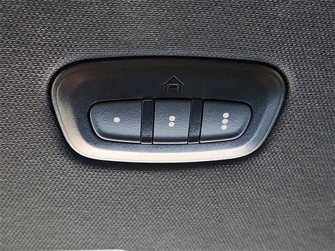 Used 2023 RAM 1500 Laramie image 20