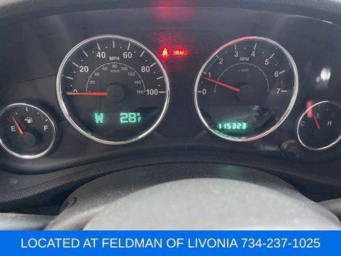 Used 2012 Jeep Wrangler Rubicon w/ PWR Convenience Group image 12