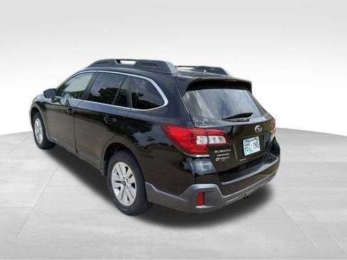 Used 2019 Subaru Outback 2.5i Premium AWD/4WD image 6
