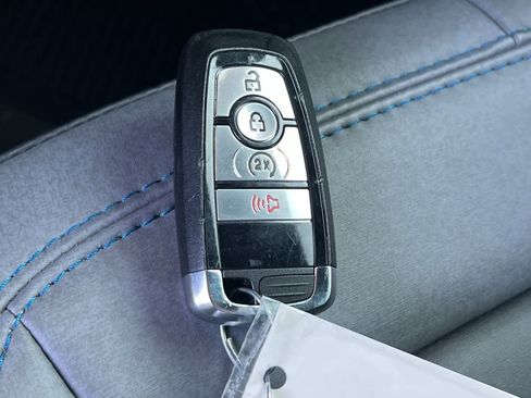 Used 2022 Ford Bronco Black Diamond image 29