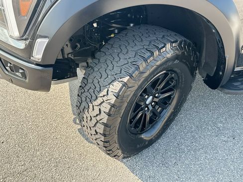 Used 2024 Ford F150 Raptor AWD/4WD image 25