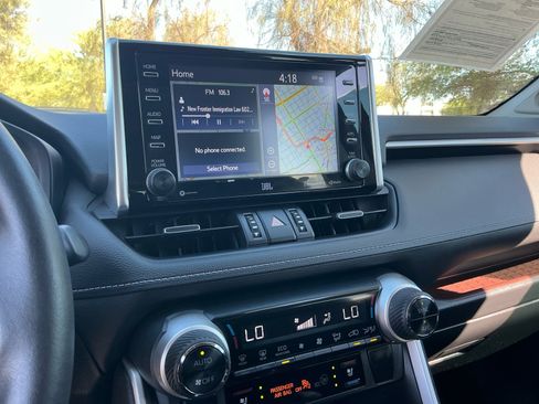 Certified 2021 Toyota RAV4 Limited FWD image 11