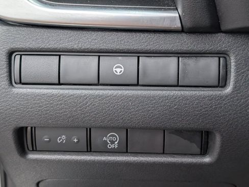 Certified 2023 Nissan Rogue SV AWD/4WD image 20