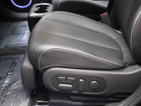 Used 2024 Hyundai Ioniq 5 Limited image 11