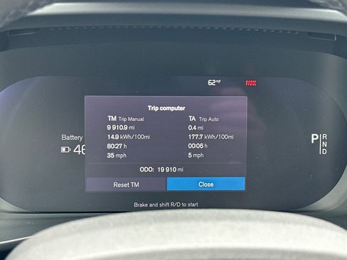 Used 2023 Volvo XC40 Recharge Ultimate image 29