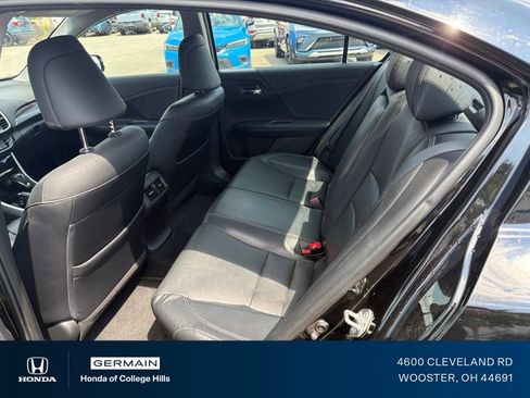 Used 2017 Honda Accord EX-L image 12