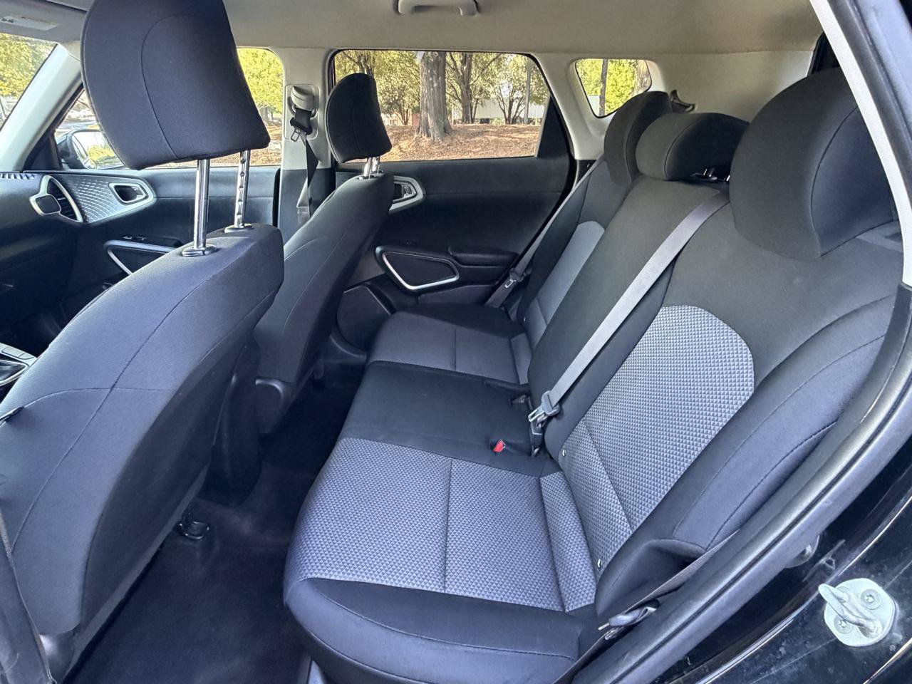 Used 2021 Kia Soul LX FWD image 13