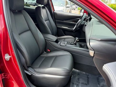 Used 2021 MAZDA CX-30 FWD 2.5 S w/ Select Package image 18